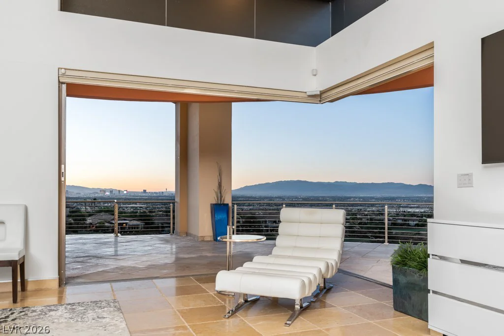 605 Saint Croix, Henderson, NV 89012