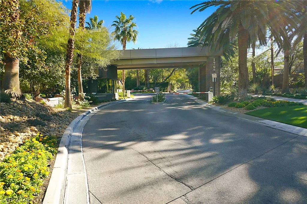 605 Saint Croix, Henderson, NV 89012