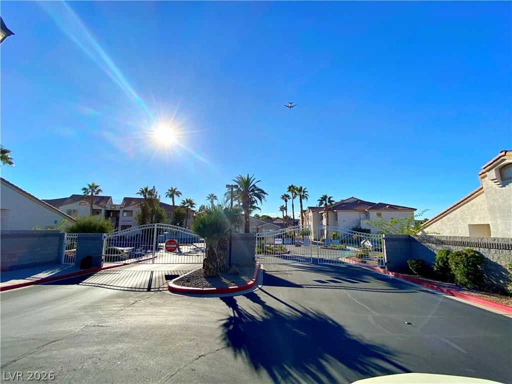 855 Stephanie, Henderson, NV 89014