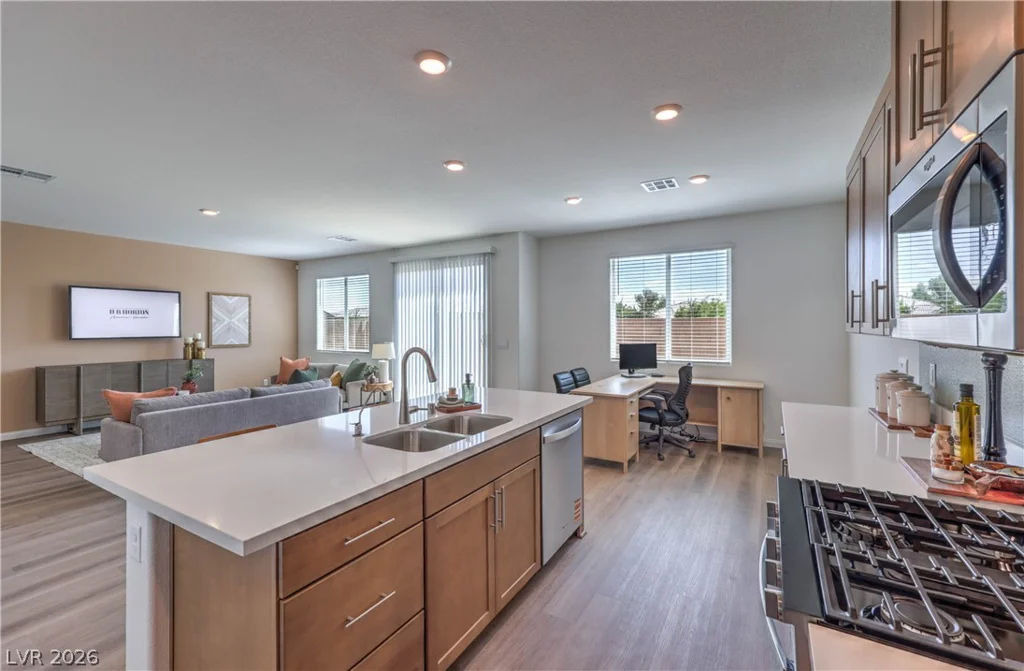 5133 HOLLYBURN, North Las Vegas, NV 89031