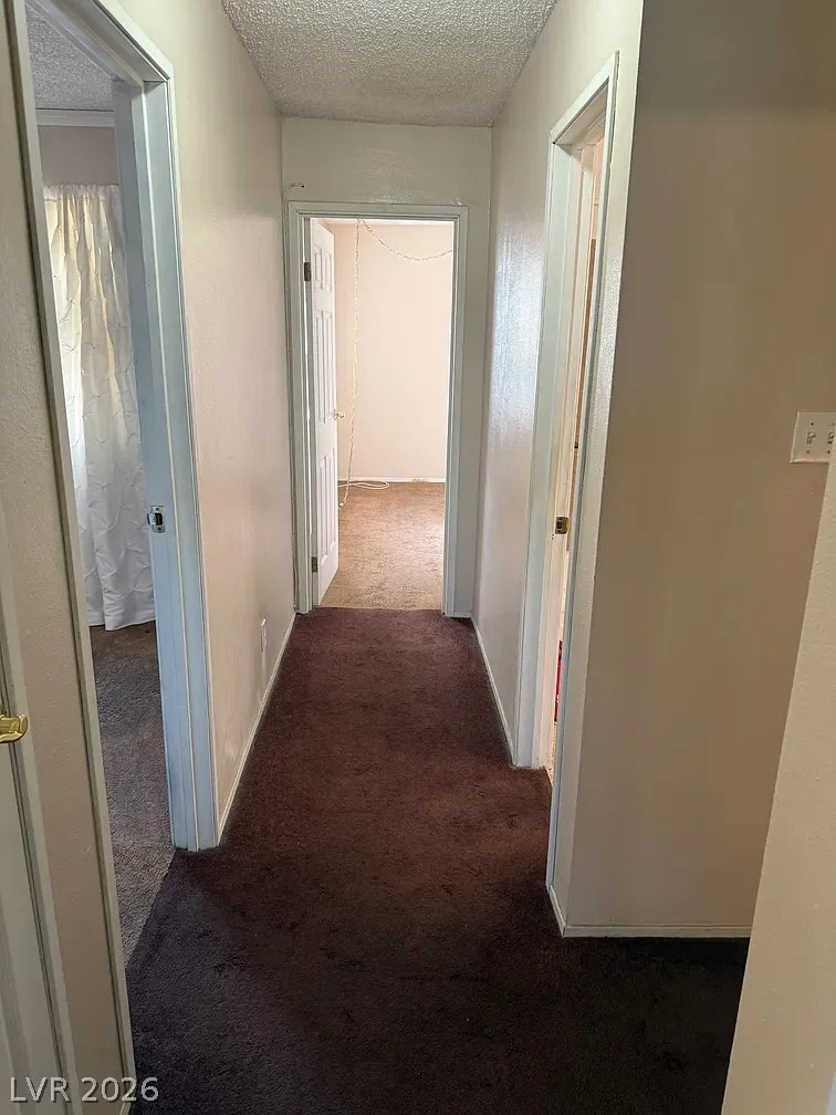 4914 Larkspur, Las Vegas, NV 89120