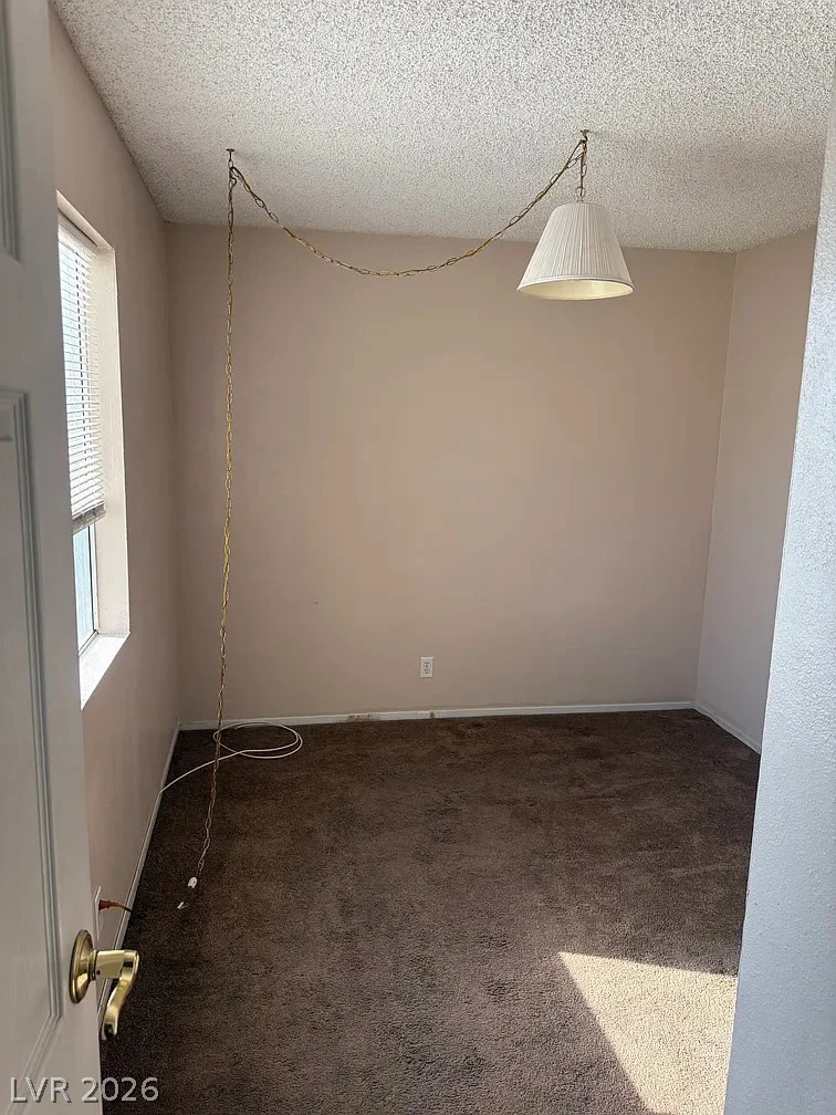 4914 Larkspur, Las Vegas, NV 89120