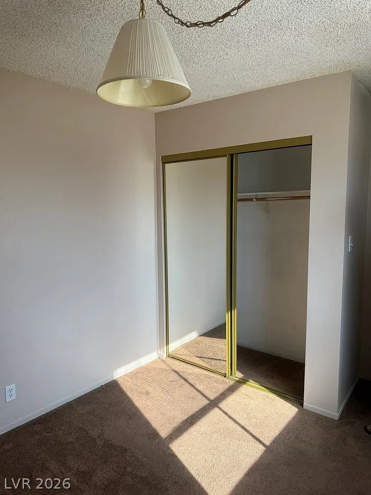 4914 Larkspur, Las Vegas, NV 89120
