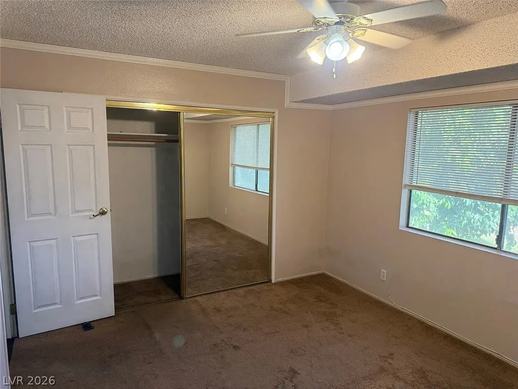 4914 Larkspur, Las Vegas, NV 89120