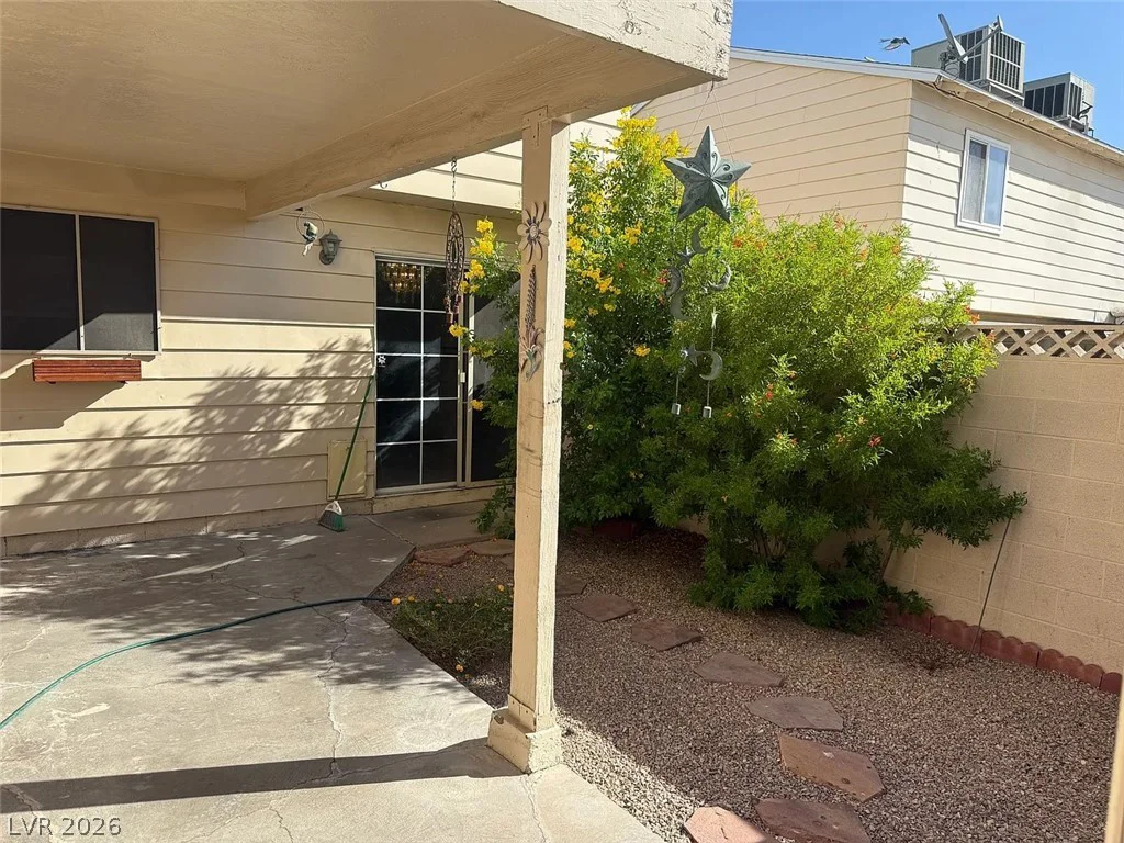 4914 Larkspur, Las Vegas, NV 89120