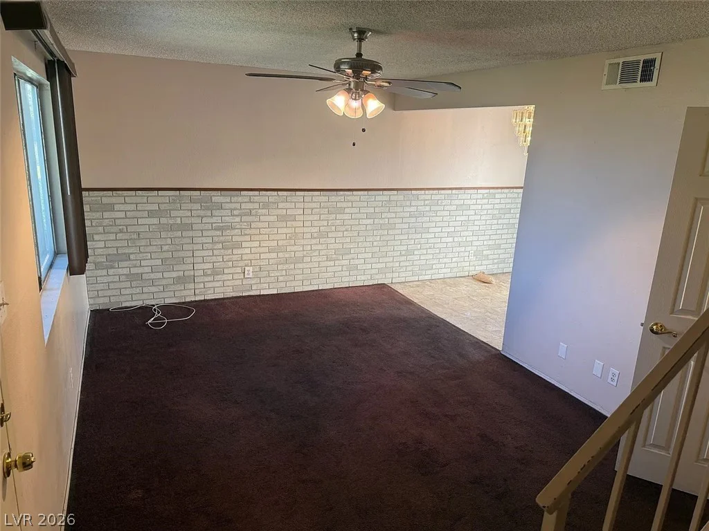 4914 Larkspur, Las Vegas, NV 89120