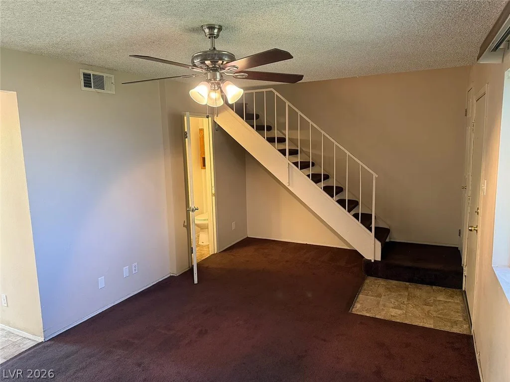 4914 Larkspur, Las Vegas, NV 89120