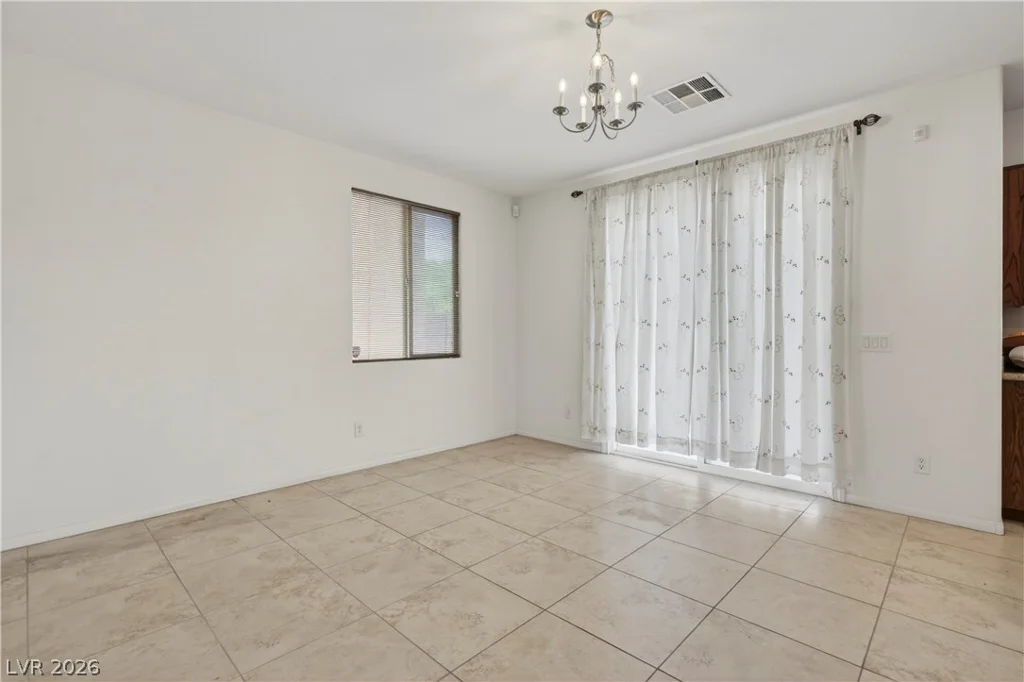 6647 Angelina, Las Vegas, NV 89120