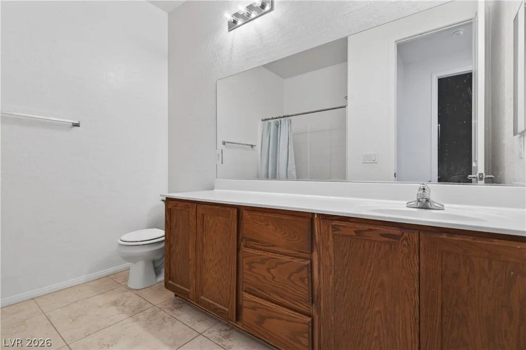 6647 Angelina, Las Vegas, NV 89120