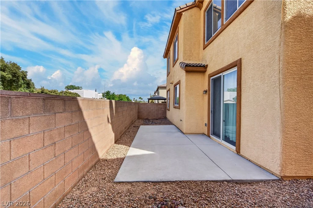 6647 Angelina, Las Vegas, NV 89120
