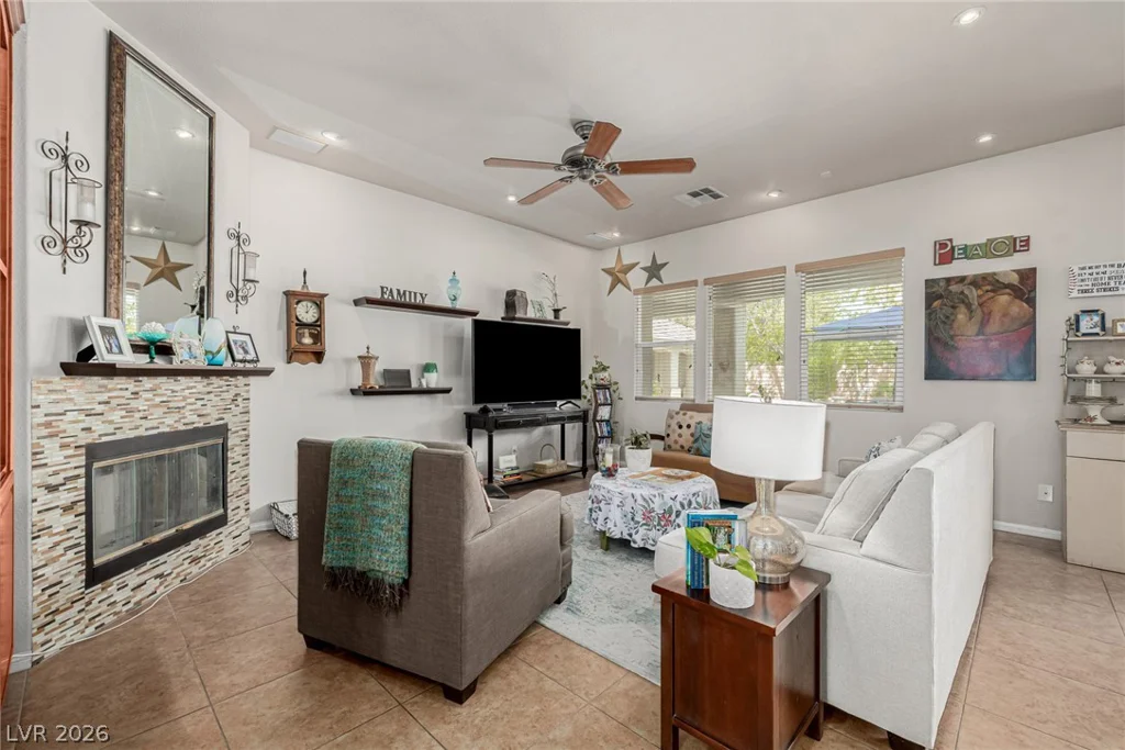 5290 Strankman, Las Vegas, NV 89131