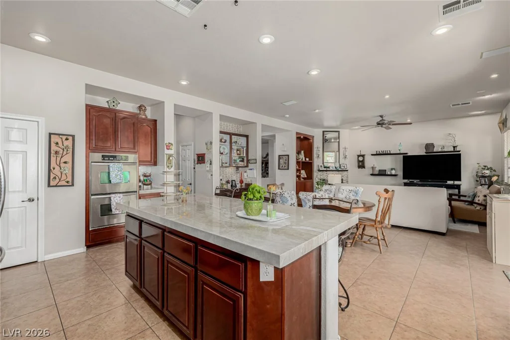 5290 Strankman, Las Vegas, NV 89131