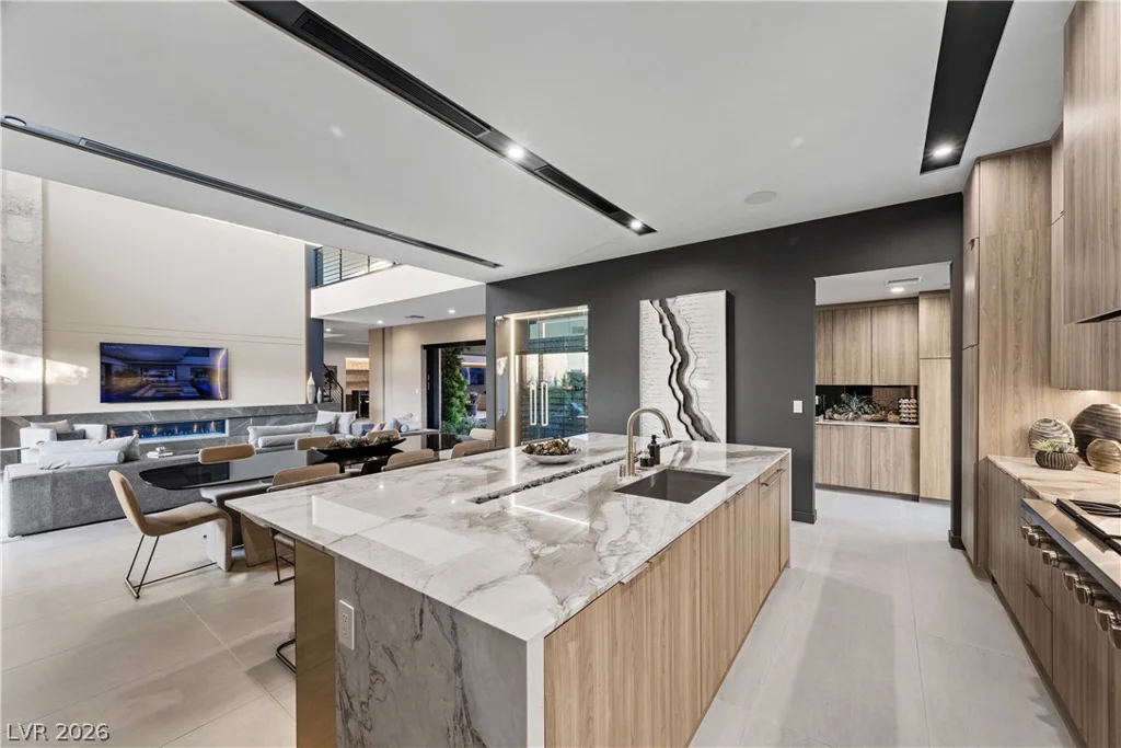 7070 Nomi, Las Vegas, NV 89120