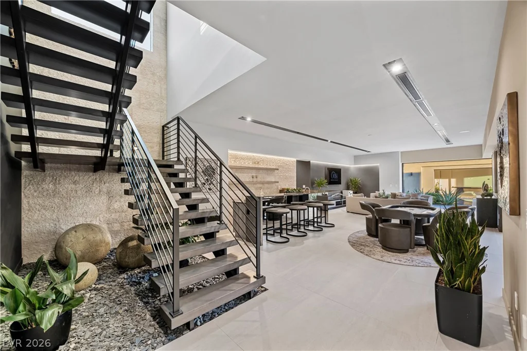 7070 Nomi, Las Vegas, NV 89120