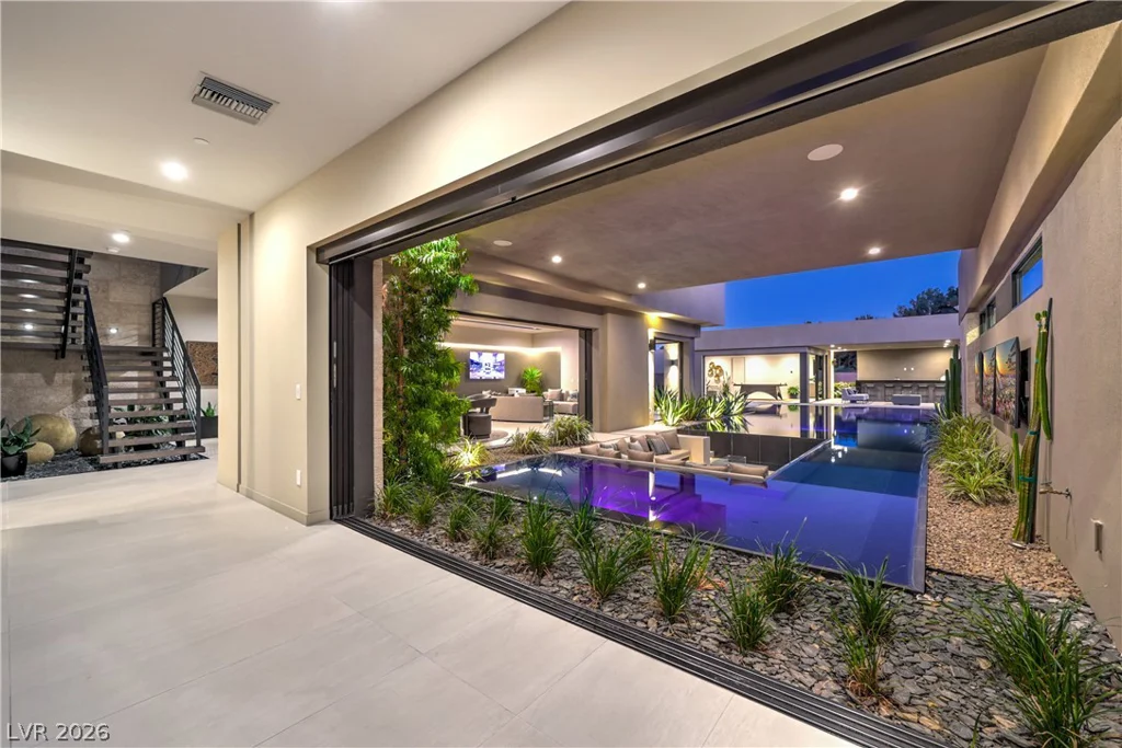 7070 Nomi, Las Vegas, NV 89120