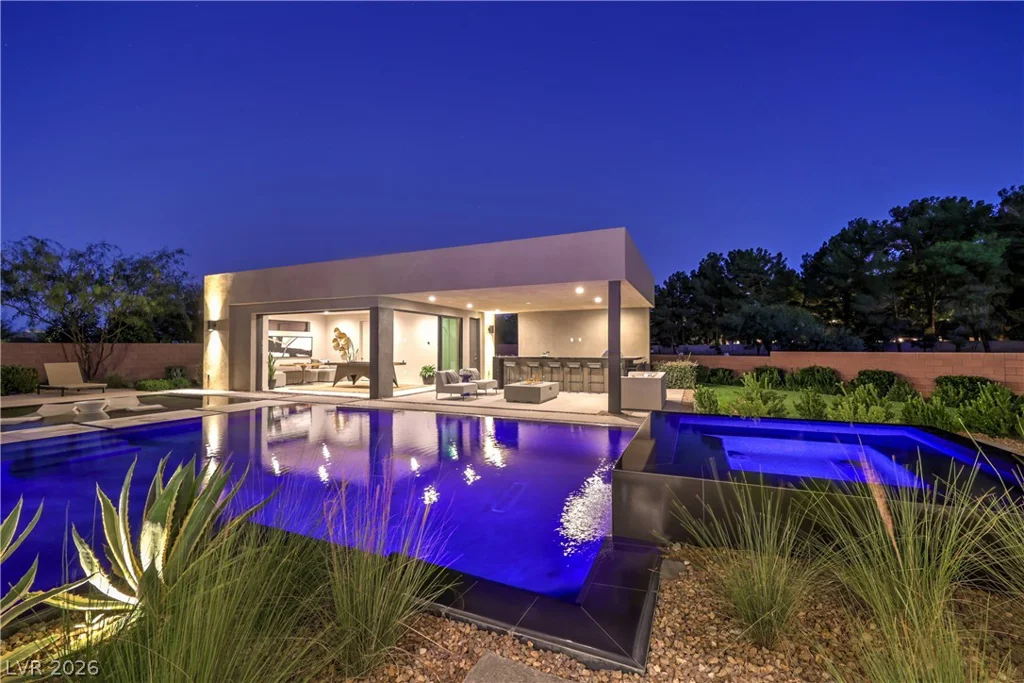 7070 Nomi, Las Vegas, NV 89120