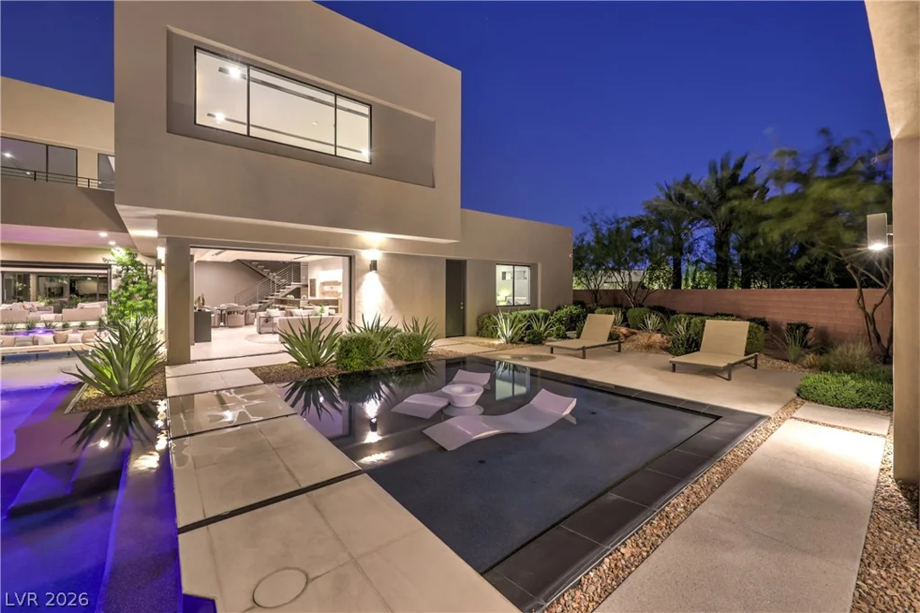 7070 Nomi, Las Vegas, NV 89120