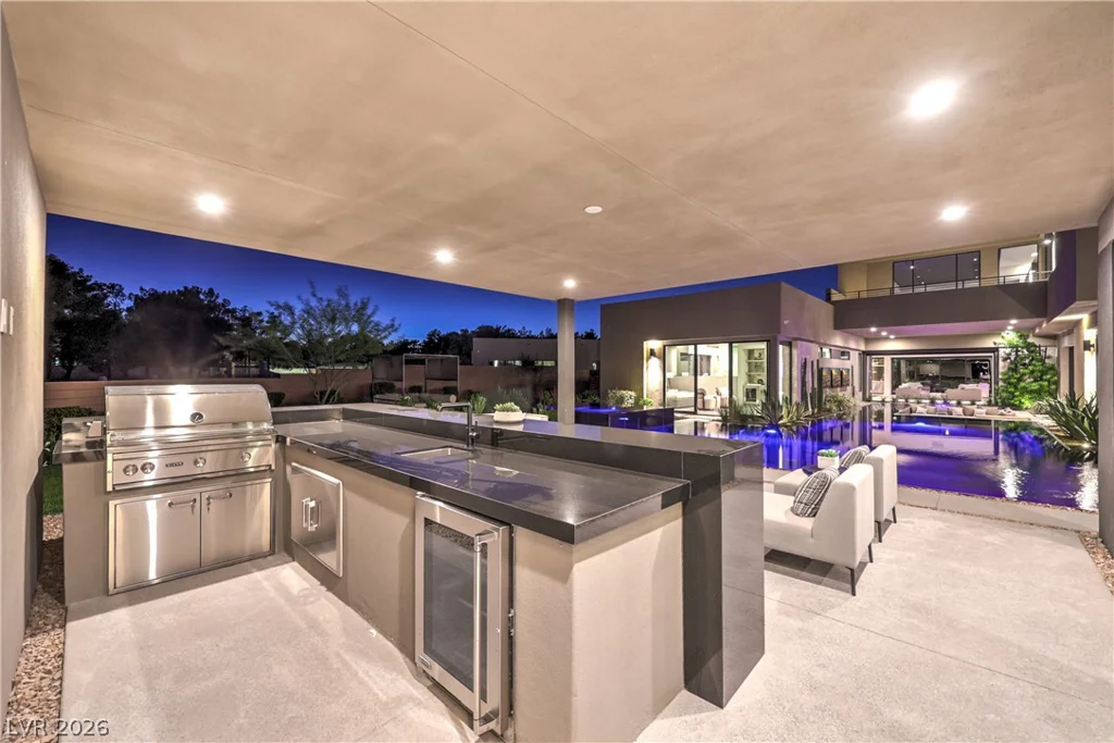 7070 Nomi, Las Vegas, NV 89120