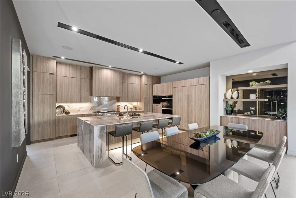 7070 Nomi, Las Vegas, NV 89120