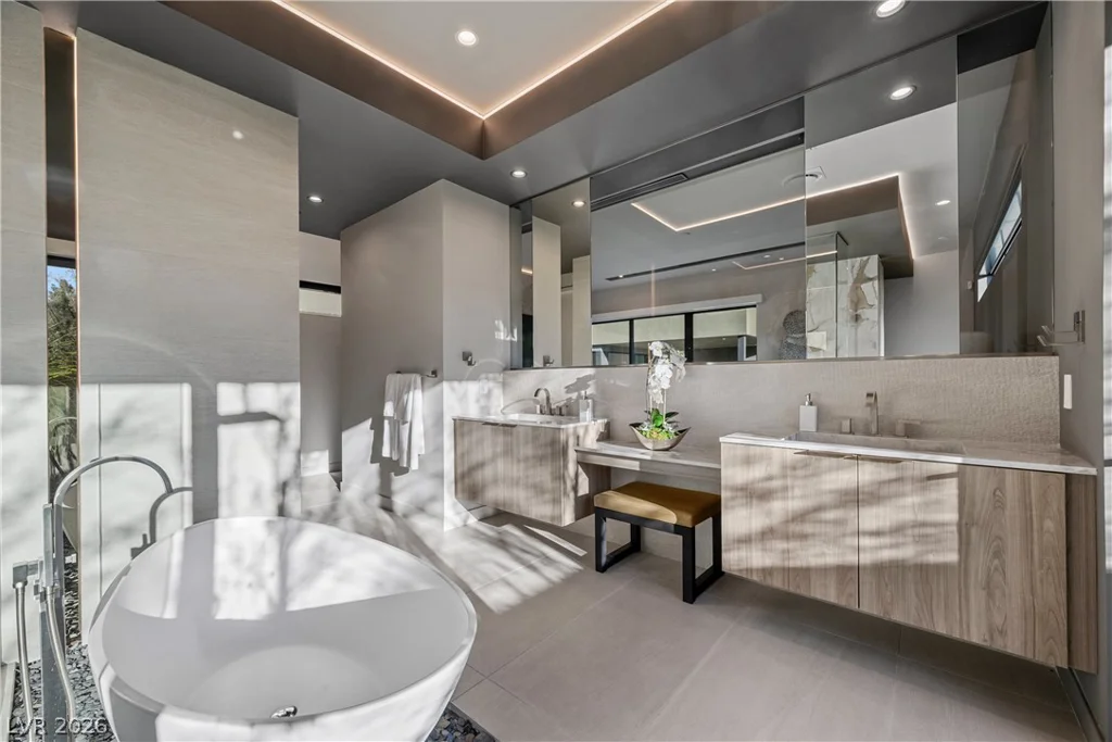 7070 Nomi, Las Vegas, NV 89120