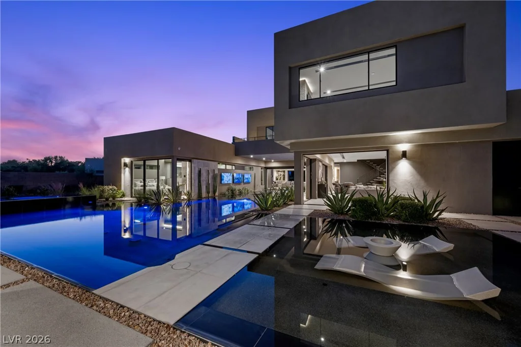 7070 Nomi, Las Vegas, NV 89120