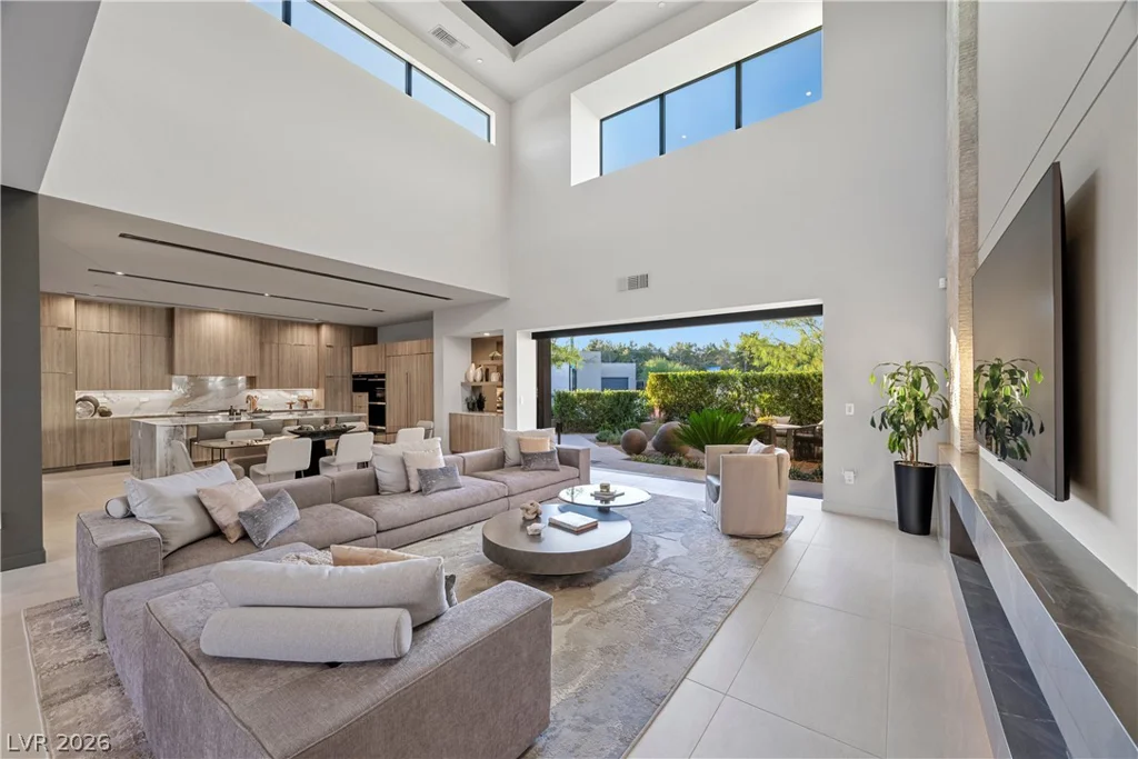 7070 Nomi, Las Vegas, NV 89120