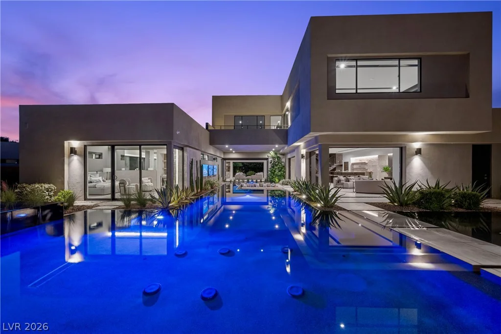 7070 Nomi, Las Vegas, NV 89120