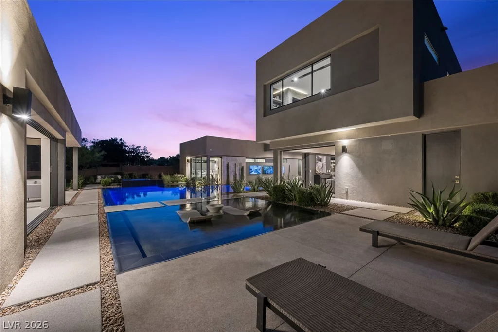 7070 Nomi, Las Vegas, NV 89120