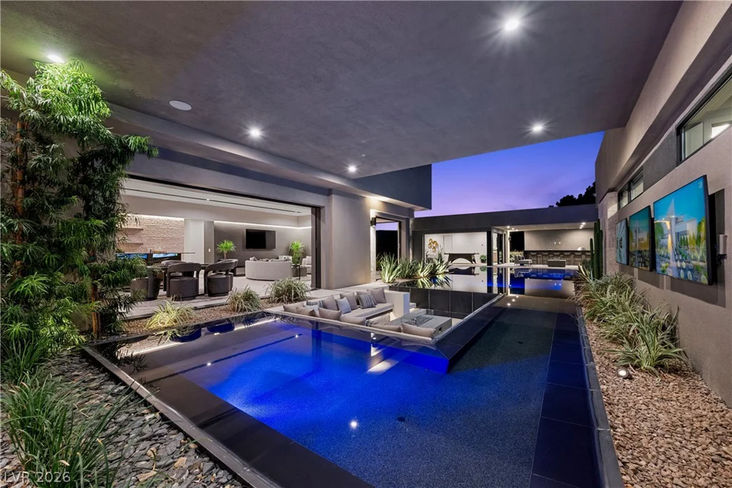 7070 Nomi, Las Vegas, NV 89120
