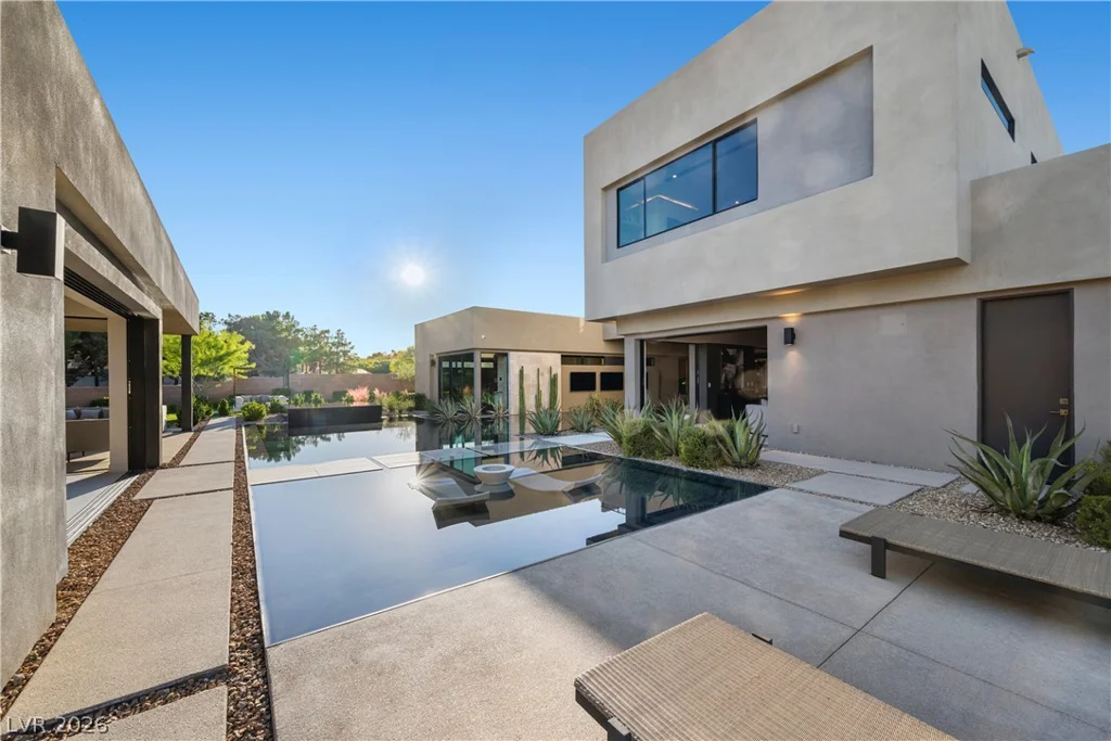 7070 Nomi, Las Vegas, NV 89120