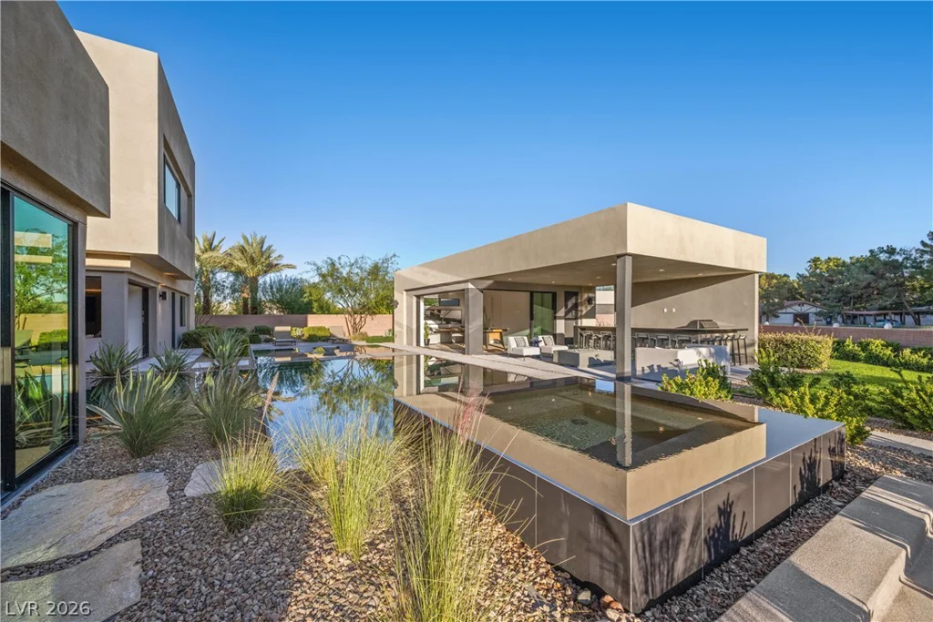 7070 Nomi, Las Vegas, NV 89120