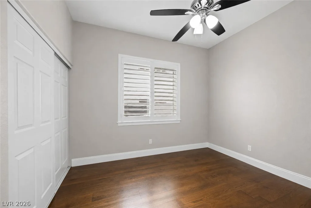 1516 Castle Wall, Las Vegas, NV 89117