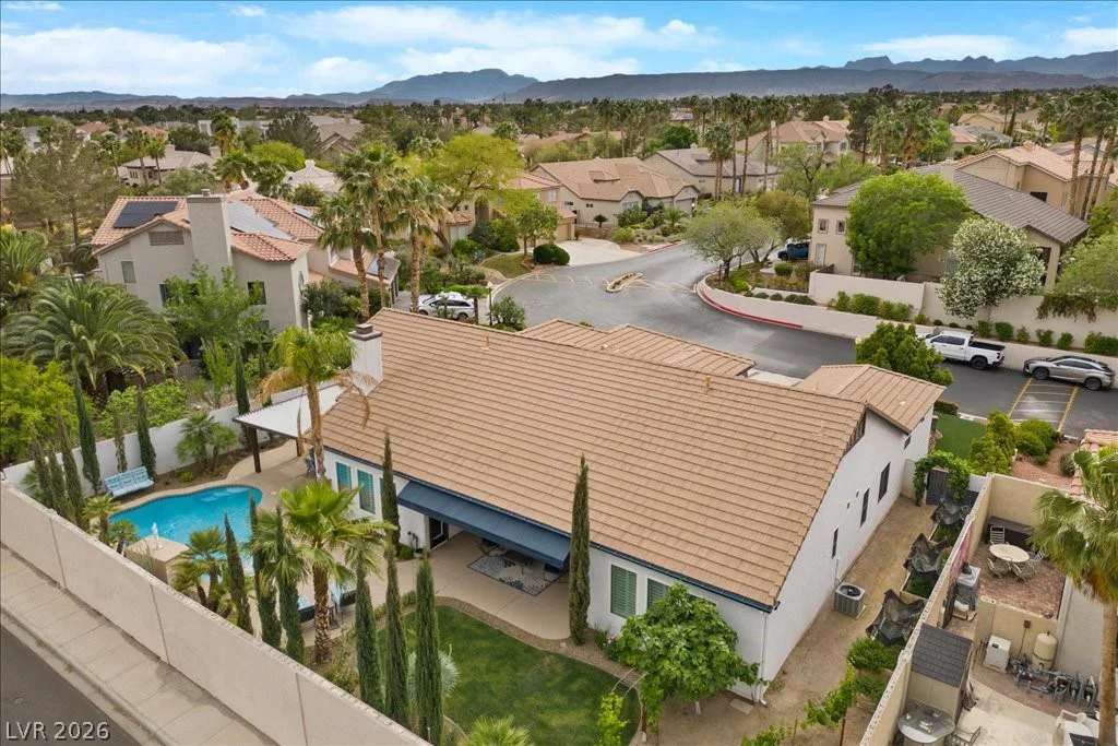 1516 Castle Wall, Las Vegas, NV 89117