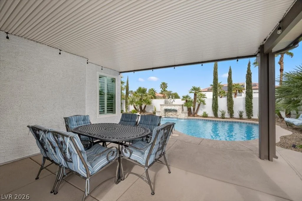 1516 Castle Wall, Las Vegas, NV 89117