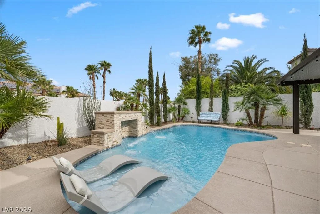 1516 Castle Wall, Las Vegas, NV 89117