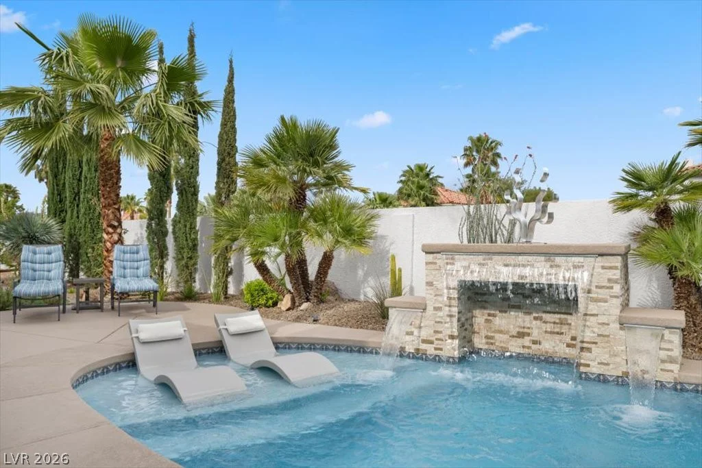 1516 Castle Wall, Las Vegas, NV 89117