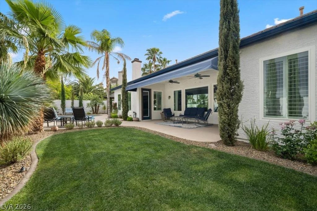 1516 Castle Wall, Las Vegas, NV 89117