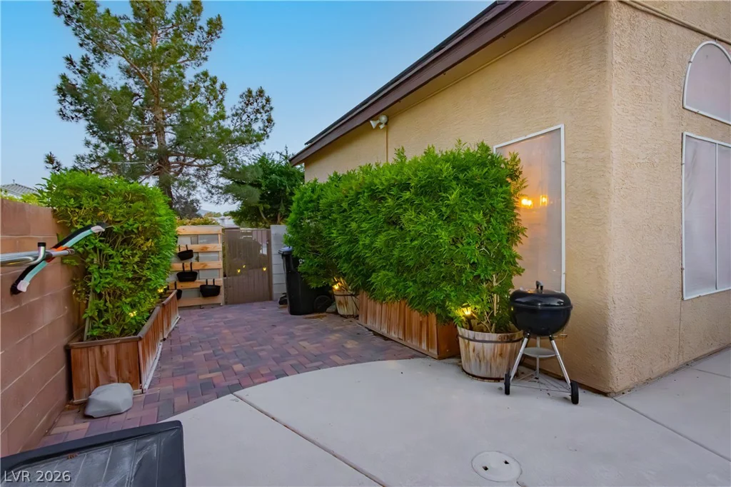 980 Upper Meadows, Henderson, NV 89052