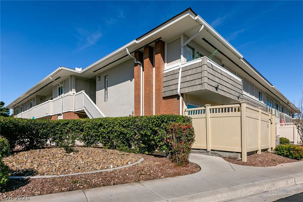 2838 Geary, Las Vegas, NV 89109