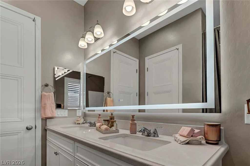 6325 Gambetta, North Las Vegas, NV 89115