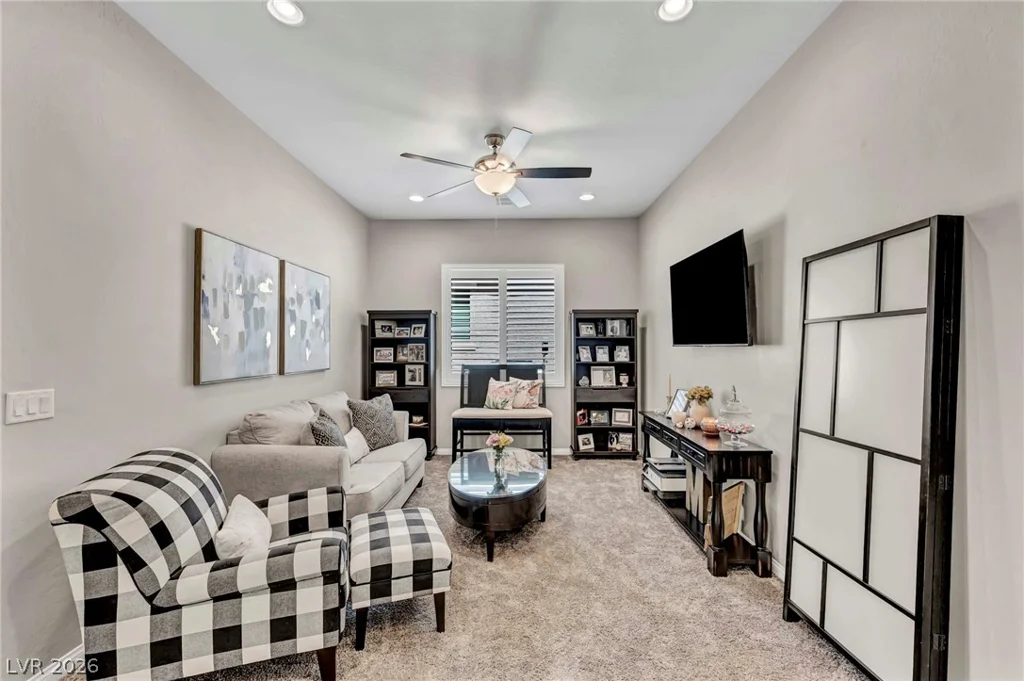 6325 Gambetta, North Las Vegas, NV 89115