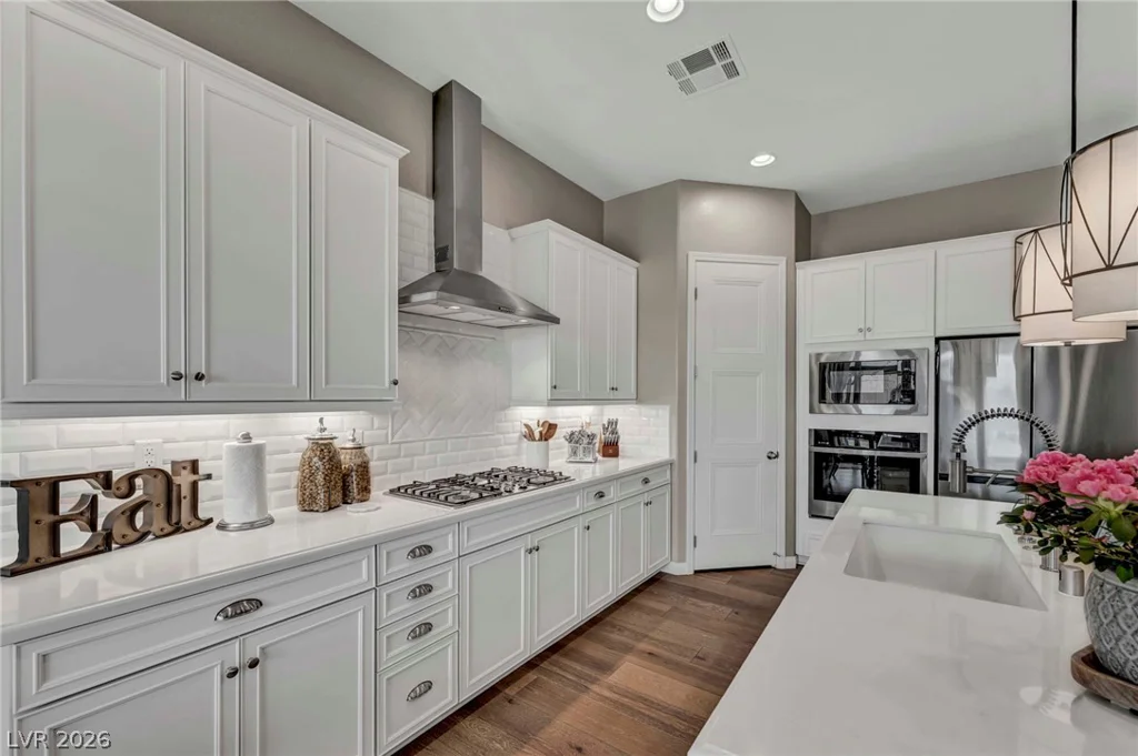 6325 Gambetta, North Las Vegas, NV 89115