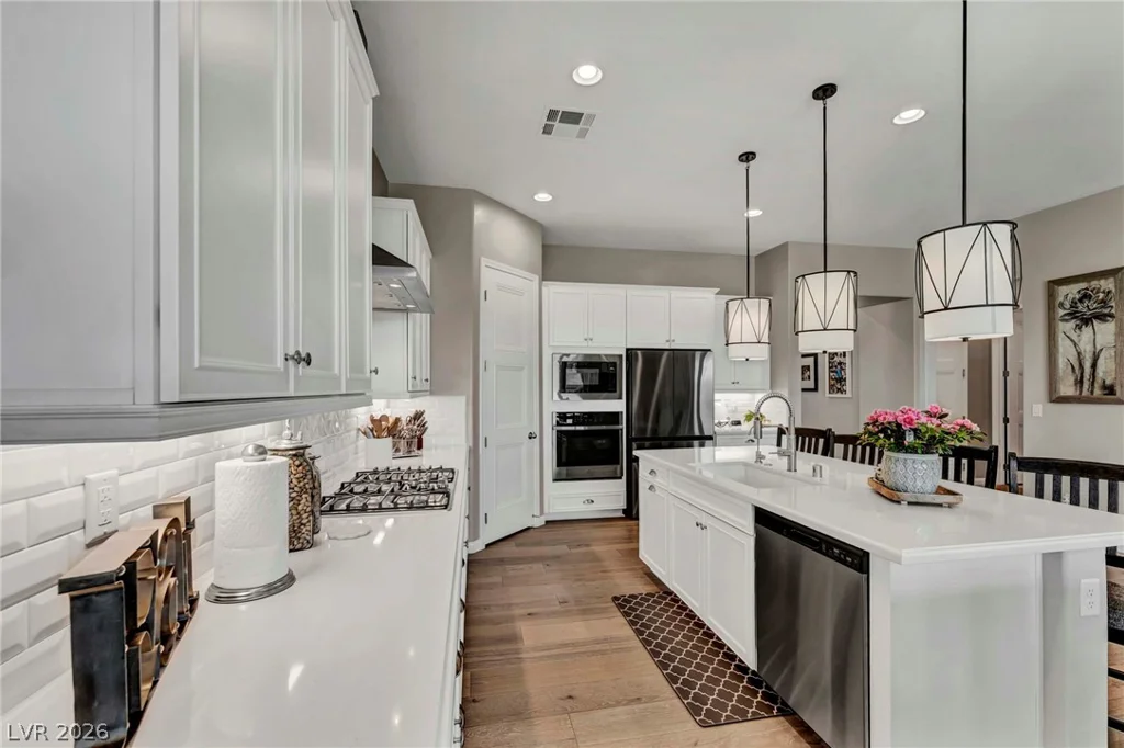 6325 Gambetta, North Las Vegas, NV 89115