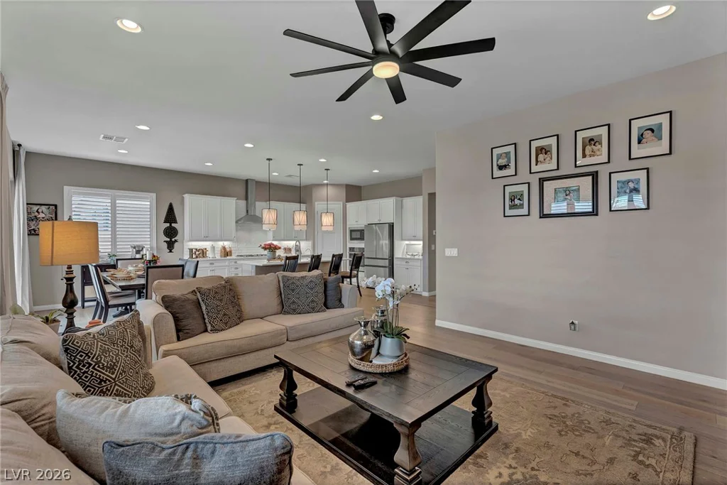 6325 Gambetta, North Las Vegas, NV 89115