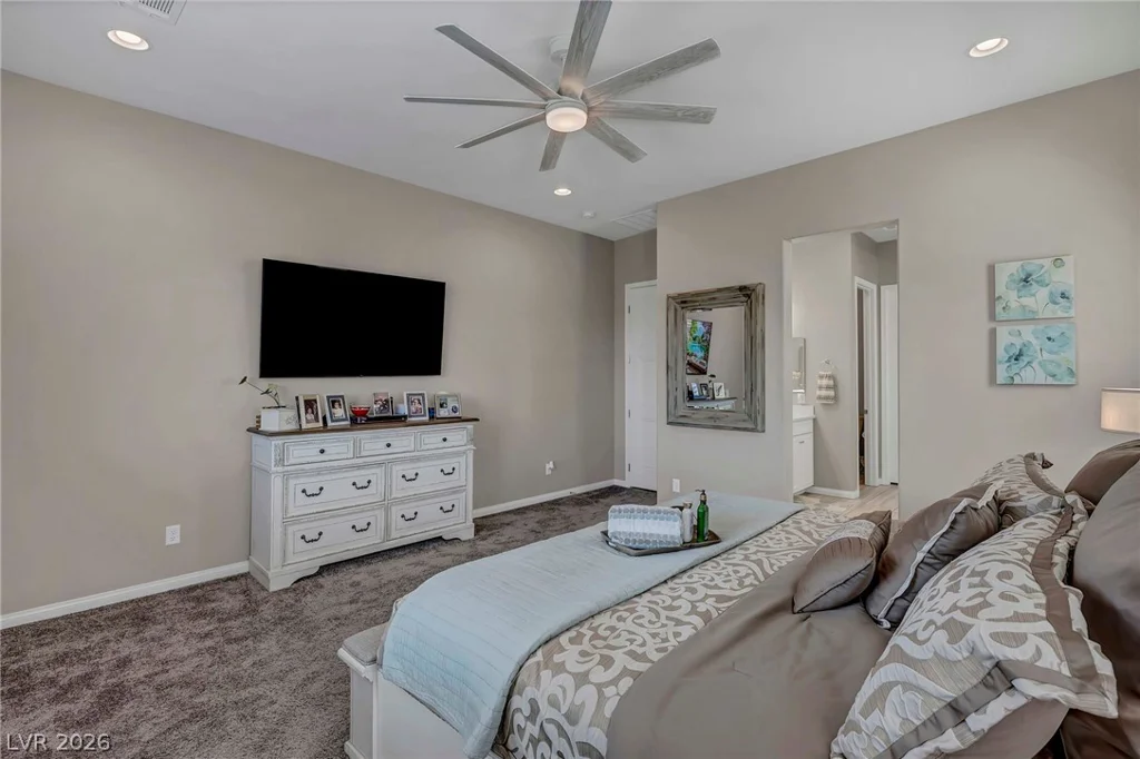 6325 Gambetta, North Las Vegas, NV 89115
