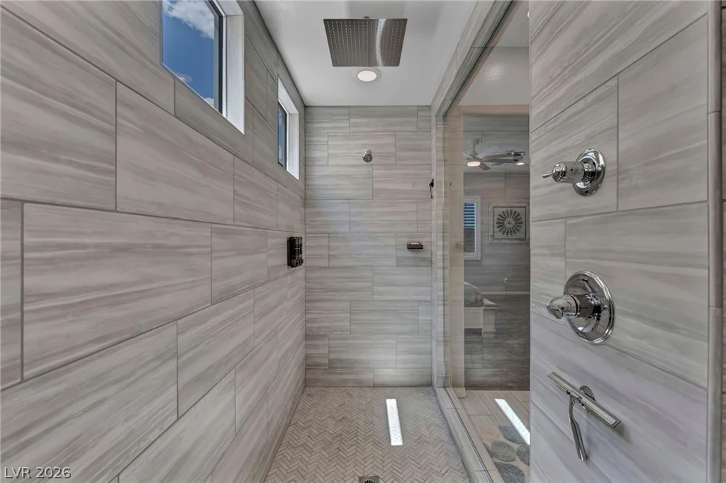 6325 Gambetta, North Las Vegas, NV 89115