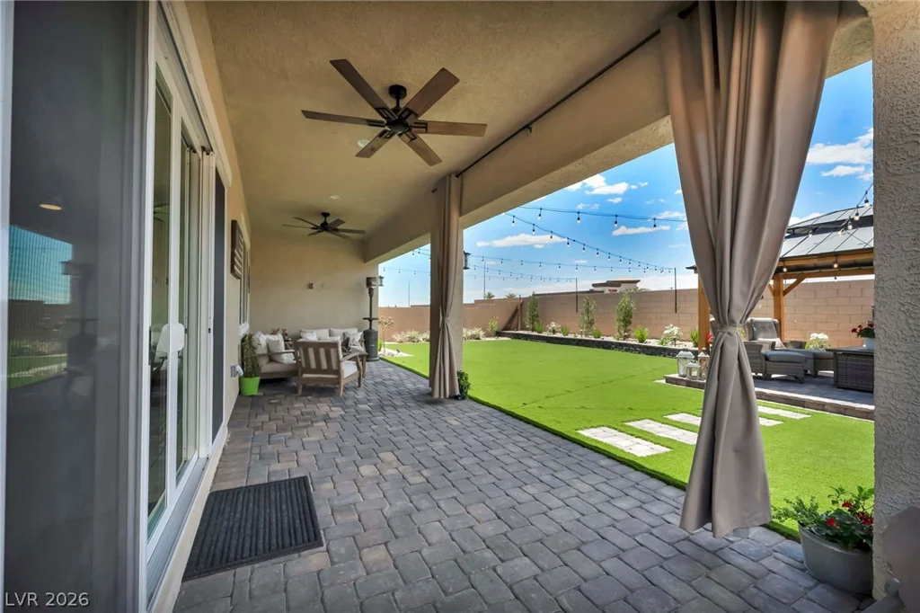 6325 Gambetta, North Las Vegas, NV 89115