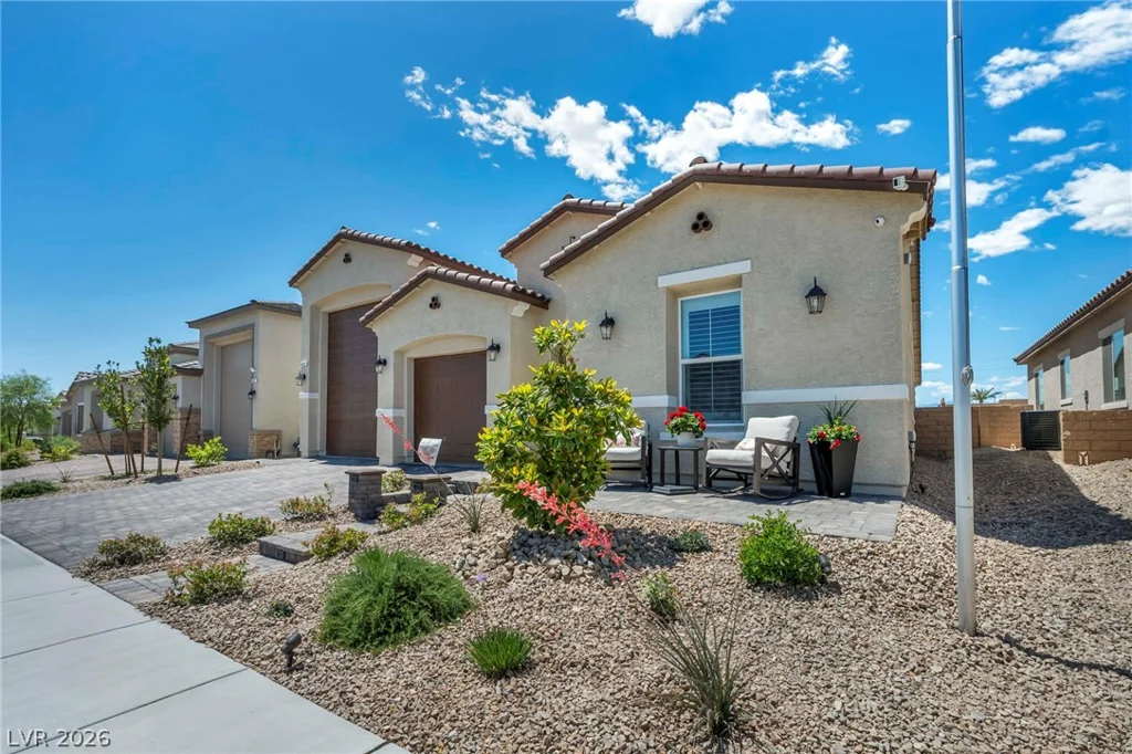 6325 Gambetta, North Las Vegas, NV 89115