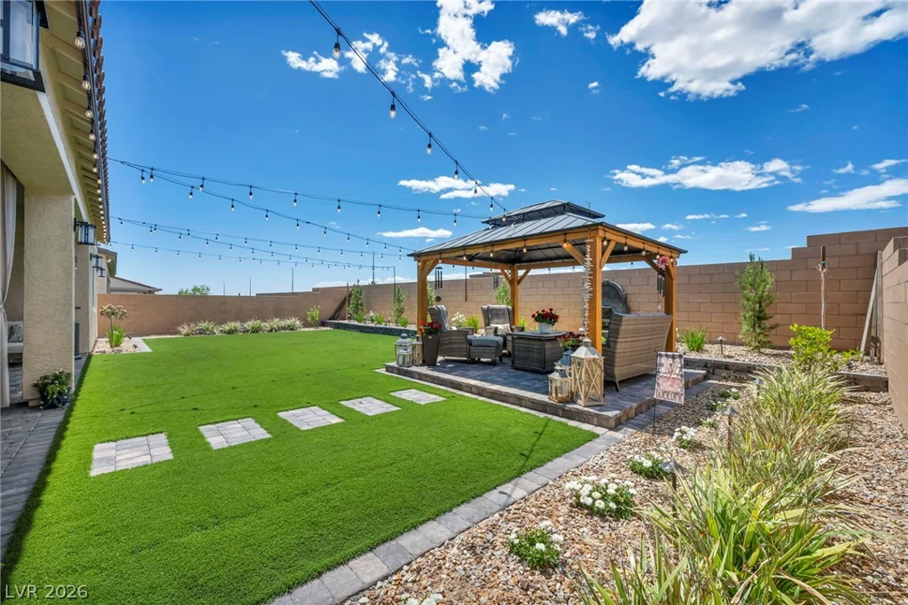 6325 Gambetta, North Las Vegas, NV 89115