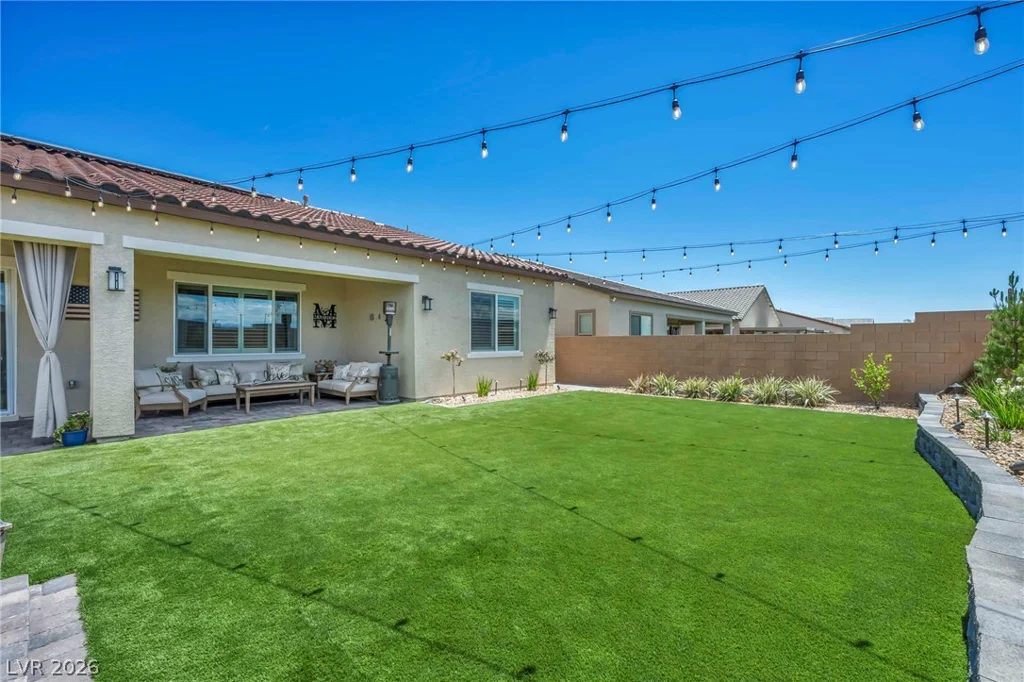 6325 Gambetta, North Las Vegas, NV 89115